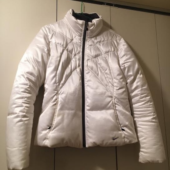 white puffer ski jacket